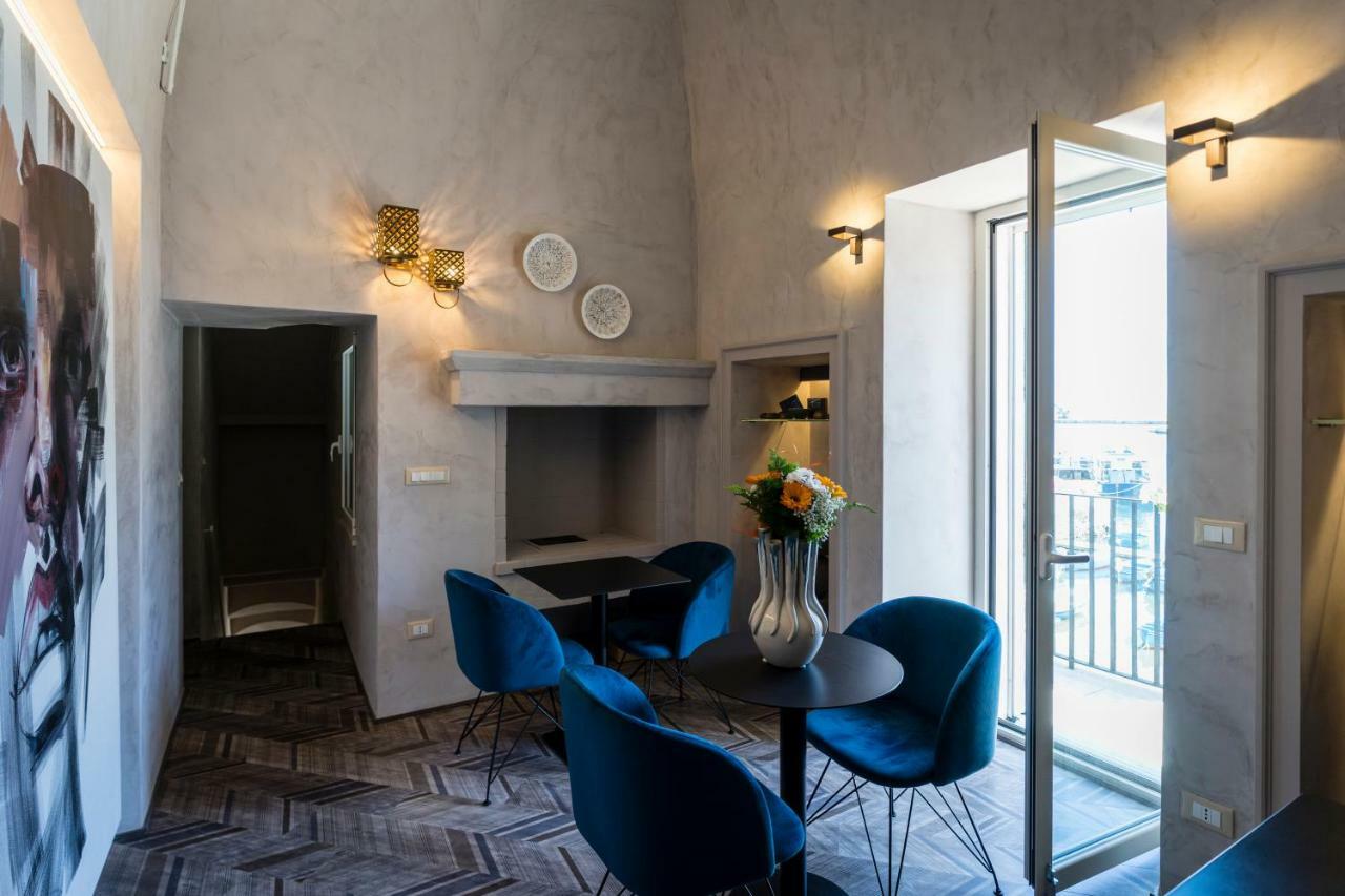 Al Console Luxury Suite Monopoli Exterior photo